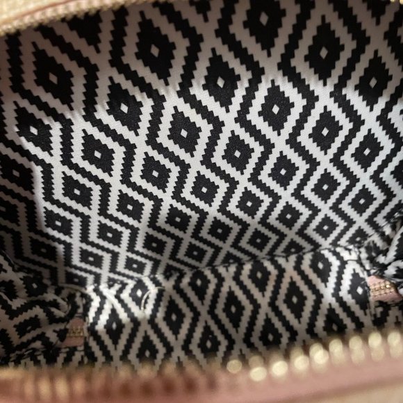 Round Purse - Picture 5 of 5